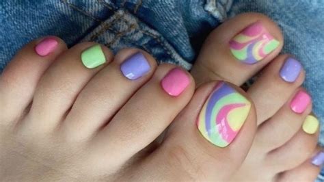 cute summer pedicures|best pedi colors summer 2023.